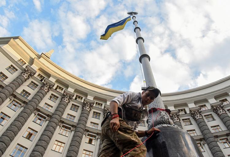 Генерал из РФ назвал регионы, которые могут отделиться от Украины вслед за Крымом