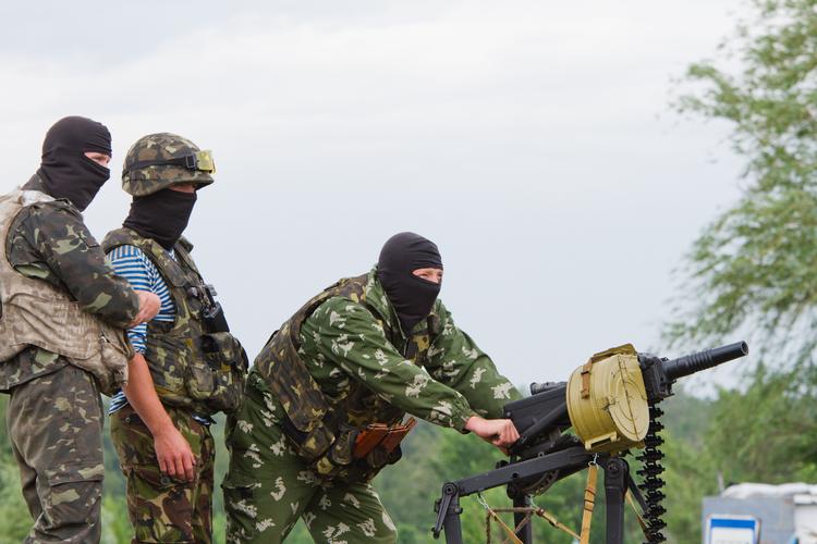 Последствия ракетной атаки армии Украины по окраине Горловки попали на видео