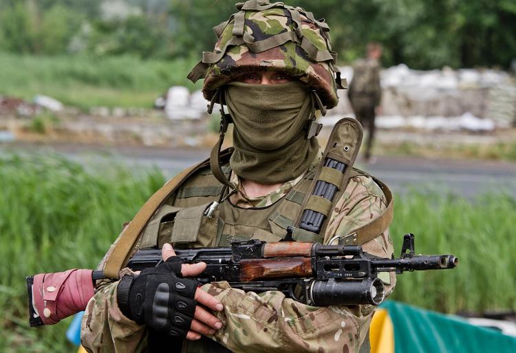 Националисты из украинского «Азова» уничтожили военных ДНР в бою под Горловкой