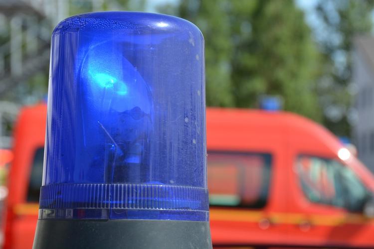 Две пассажирки выпали из автобуса на ходу в Казани