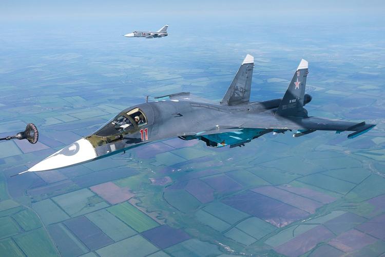 Турки обрадовались появлению Су-35 в небе над Стамбулом