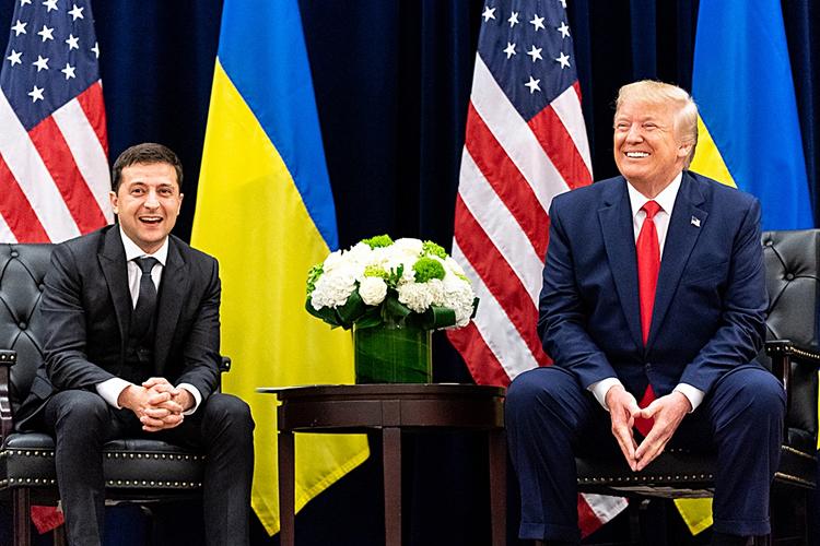 Зеленский сообщил об обещании Трампа помочь Украине с «возвращением» Крыма