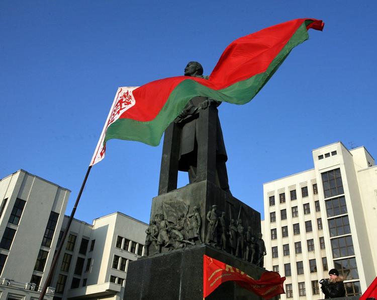 Вероятный срок слияния РФ и Белоруссии в одно государство огласили в интернете