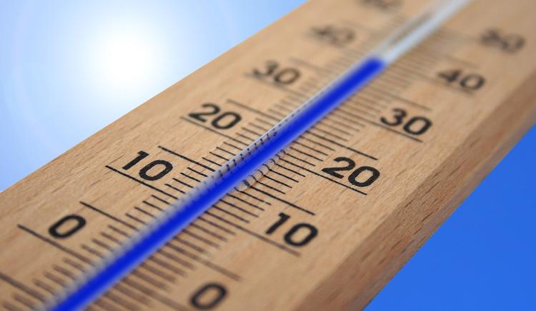Какой должна быть температура в квартирах в осенне-зимний сезон?