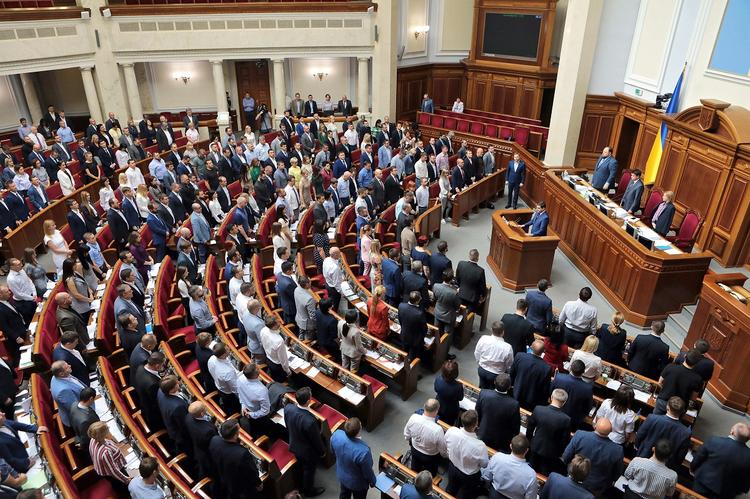 Бывший украинский депутат раскрыла настоящего «хозяина» самой большой фракции в Раде