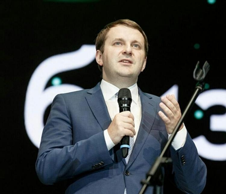 Министр Орешкин заявил, что чиновников завалили "бумажками" и призвал Кудрина искать врагов и шпионов в СП
