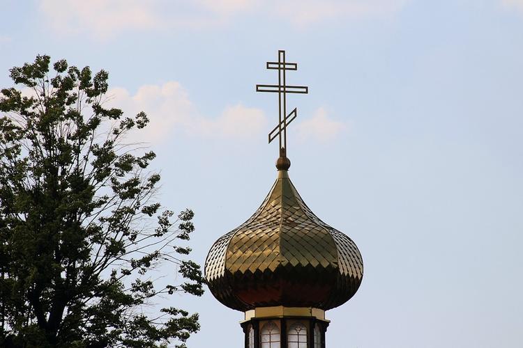 Ящик с пожертвованиями на 3 млн рублей украли из монастыря в Ленобласти