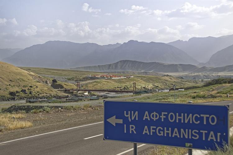В Таджикистане 15  боевиков уничтожены  при нападении на погранзаставу в 60 км от Душанбе