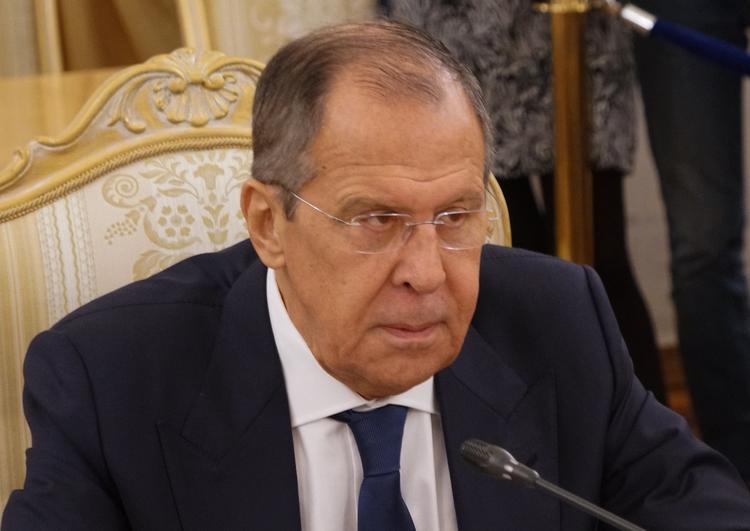 Лавров заявил, что Россия не намерена отказываться от ядерного оружия
