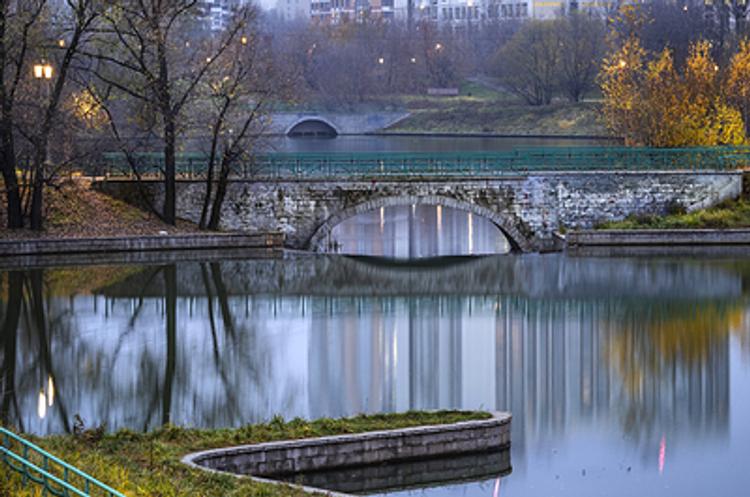 Черноморский воздух дойдет до столичного региона, и в воскресенье  в Москве потеплеет до плюс 11 градусов