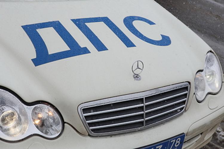 На Волгоградском проспекте  столкнулись 2 легковых автомобиля, пострадали 3 человека