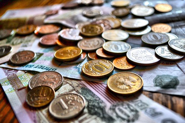 В России могут начать чеканить монеты в 50 руб.