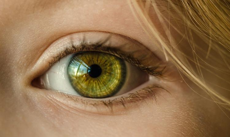 Как позаботиться о здоровье глаз в холода