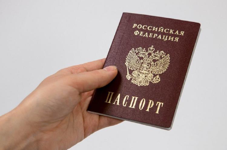 Более 120 тысяч жителей ДНР и ЛНР получили российские паспорта