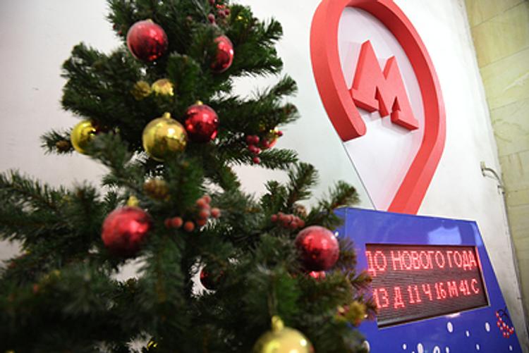 В Москве общественный  транспорт в новогоднюю ночь будет работать бесплатно. Парковки тоже бесплатные