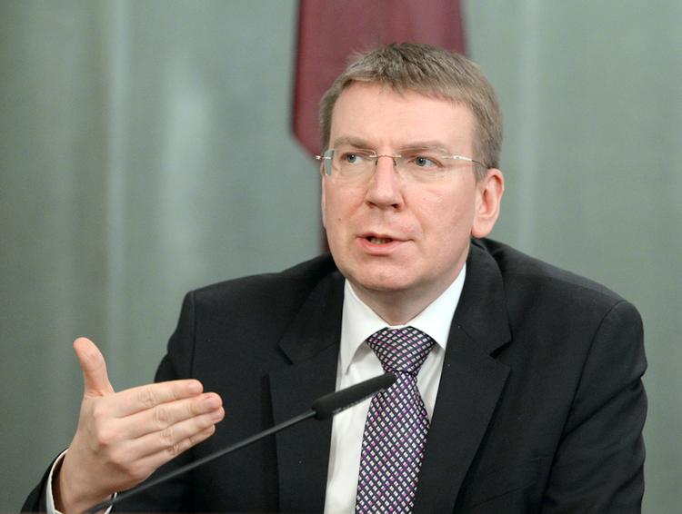 Глава МИД Латвии: Желание России – получить преимущество в соревновании с НАТО