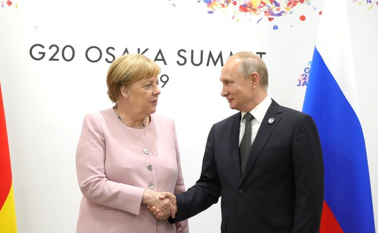 В Берлине назвали главную цель визита Меркель в Москву