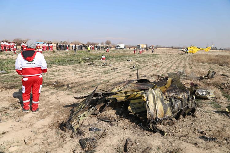 Пассажир разбившегося украинского самолета перед вылетом пошутил о войне с США