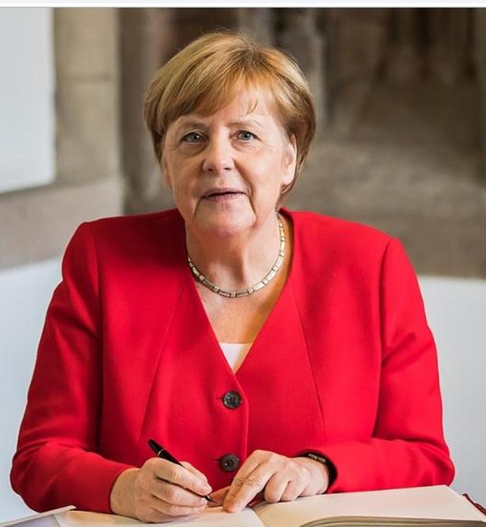 Канцлер Германии призывает все стороны соблюдать иранское ядерное соглашение 