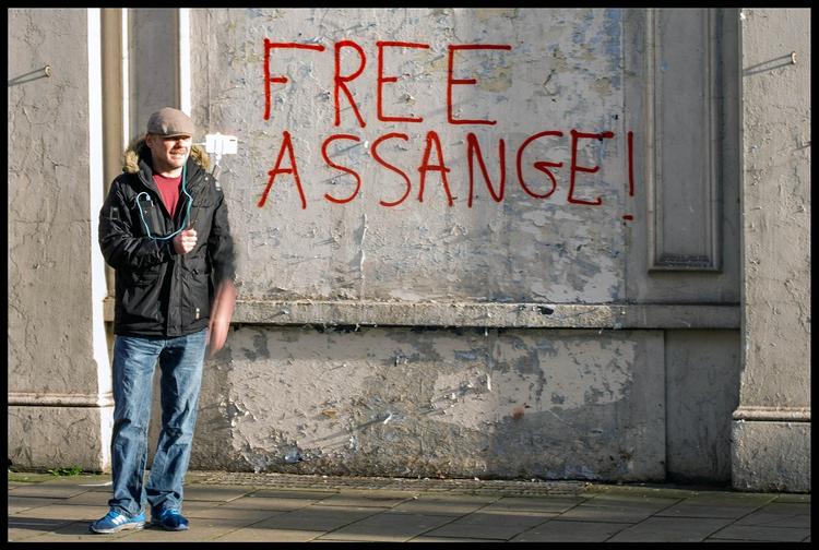 В Лондоне прошли слушания по делу об экстрадиции Ассанжа в США