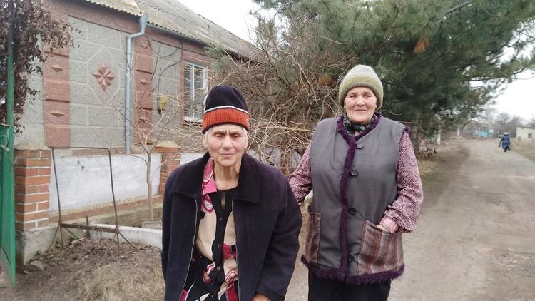 Всю жизнь в тракторной кабине: пенсионерки из ДНР не представляют себя без трактора