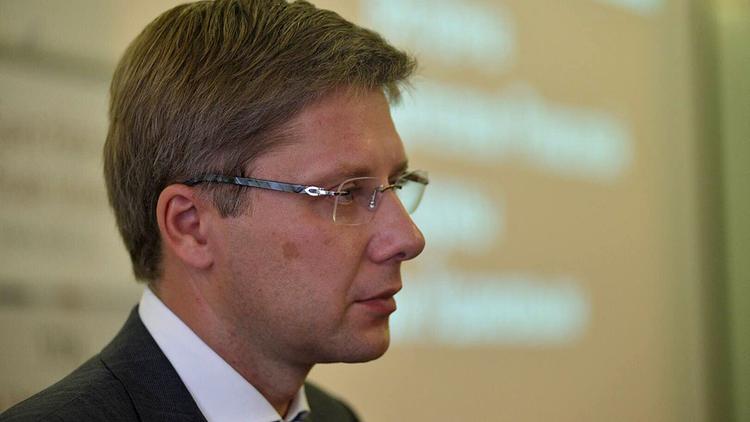 Мэр Риги: Не следует евродепутату Ушакову быть таким несдержанным