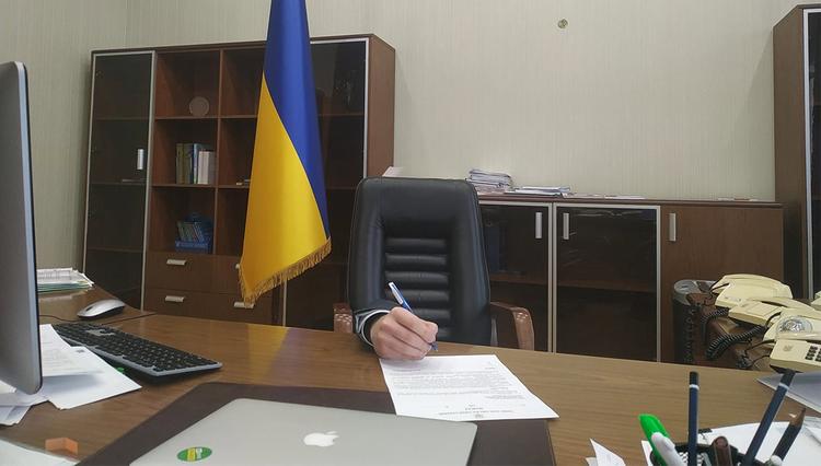 «Странный» украинский министр опять отличился неведомой фотоерундой