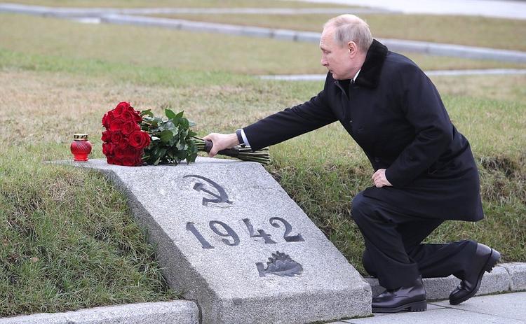 Путин принял участие в мероприятиях в честь годовщины прорыва блокады Ленинграда