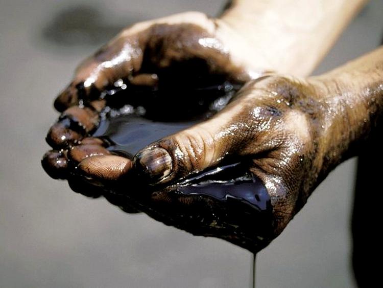 Ливийский саммит призывает все стороны воздержаться от нефтяных военных действий