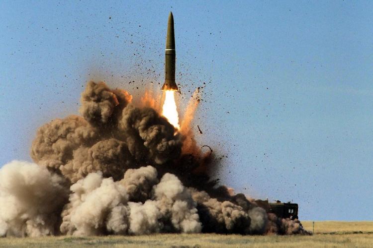 В армии РФ рассчитали время для защиты Москвы от ракетного удара в случае войны