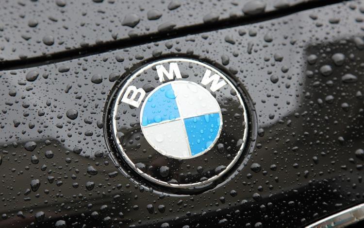 Водителю BMW, устроившему ДТП на Бутырской улице, за прошлый год выписывали 650 штрафов за нарушение ПДД