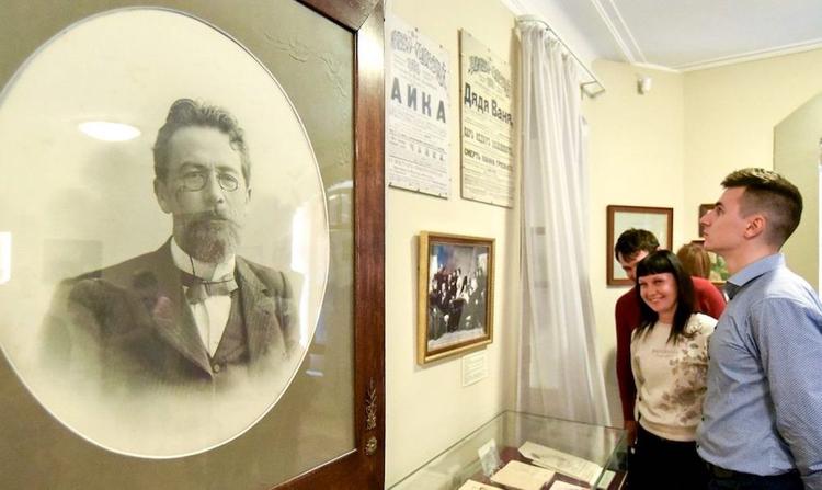 Выставка к 160-летию со дня рождения Чехова пройдет в Главархиве Москвы