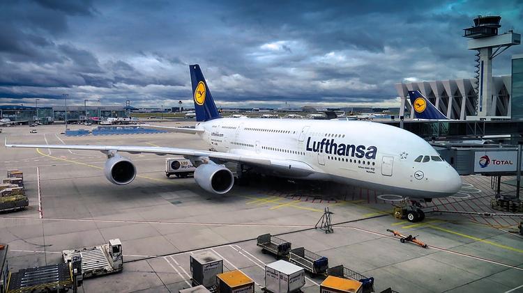 СМИ: Lufthansa планирует отменить все рейсы в Китай из-за коронавируса