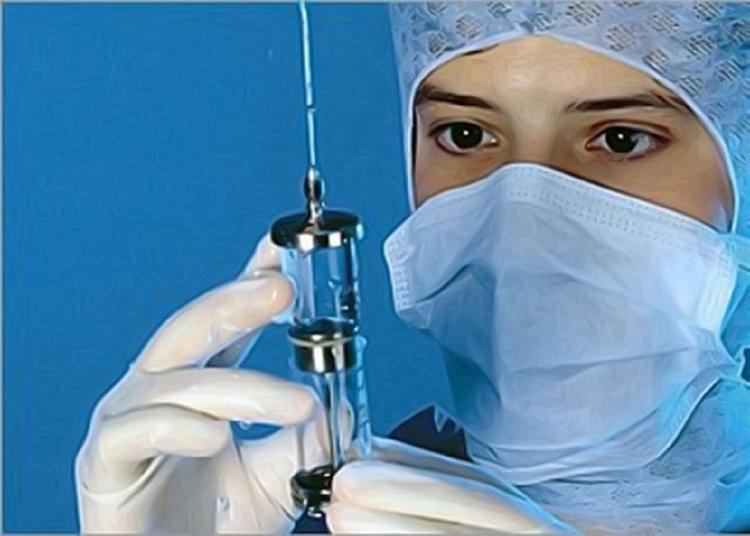 СК выявил более 2 тысяч случаев фальшивых прививок детей в Москве
