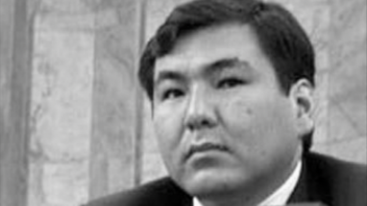 У сына экс-президента Киргизии случился сердечный приступ, и он умер на 44-м году жизни 