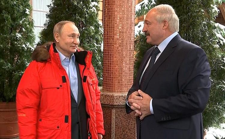 Лукашенко пожаловался на нехватку снега на встрече с Путиным в Сочи: 