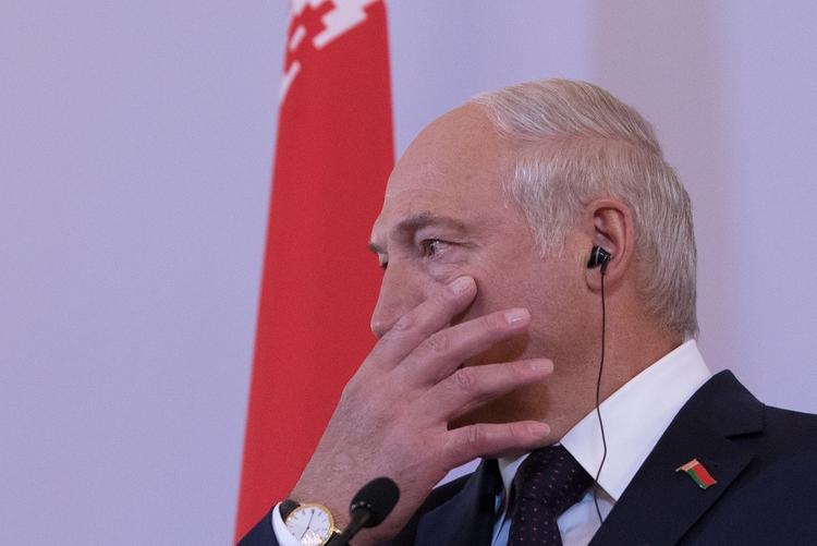 Вероятный сценарий ухода Лукашенко с поста главы Белоруссии раскрыл аналитик