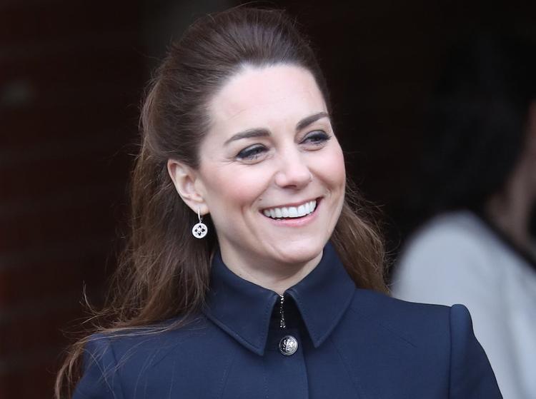 Герцогиня Кейт появилась на публике в одежде, которую носила в студенчестве