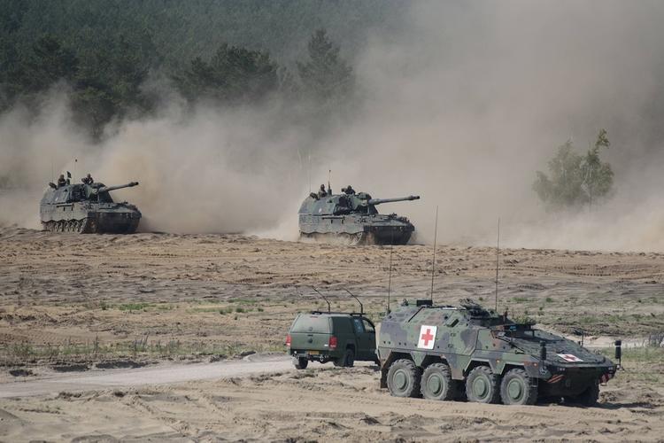 Канадский юрист сообщил о подготовке сил НАТО к «военному вторжению в Россию»