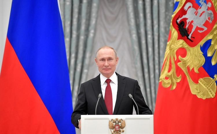 Путин распорядился начать подготовку к голосованию по поправкам в Конституцию