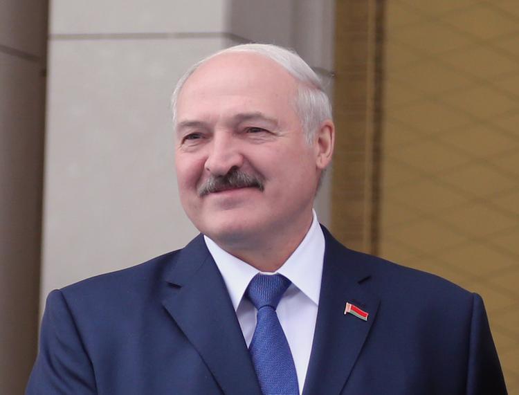 Лукашенко сообщил о предложении Путина выплатить Белоруссии компенсацию в $300 млн