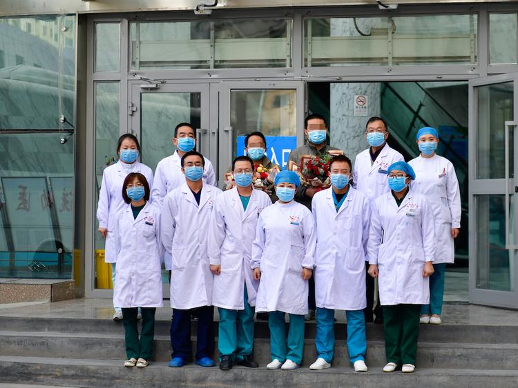 В Китае и мире увеличилось число жертв коронавируса