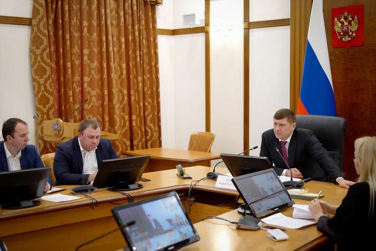 Андрей Алексеенко обсудил завершение строительства проблемных объектов в регионе