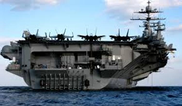 Авианосная ударная группа ВМС США во главе с атомным авианосцем вошла в Средиземное море