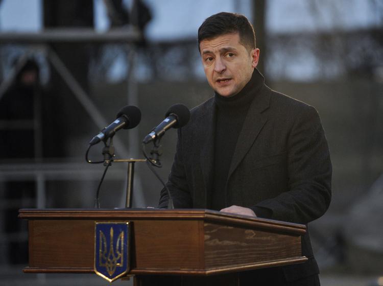 Зеленский: власти Украины совершают много ошибок