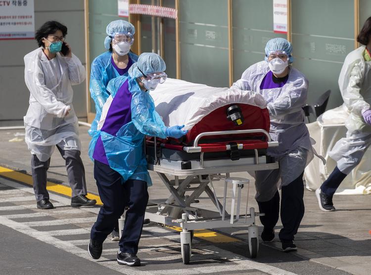 В Южной Корее коронавирусом заразились более 6200 человек
