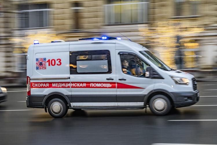 Водитель сбил трех пешеходов в Ростове-на-Дону, один человек погиб