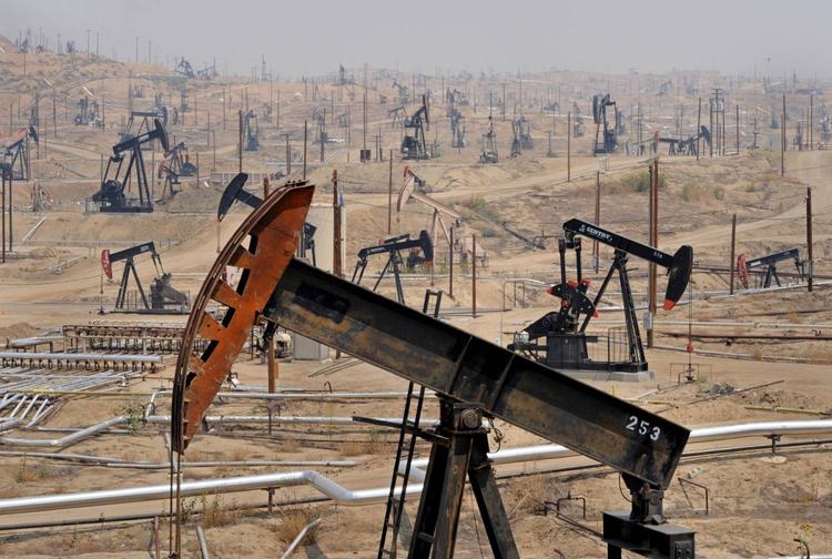 На случай нефтяной войны россияне инвестируют в Россию   