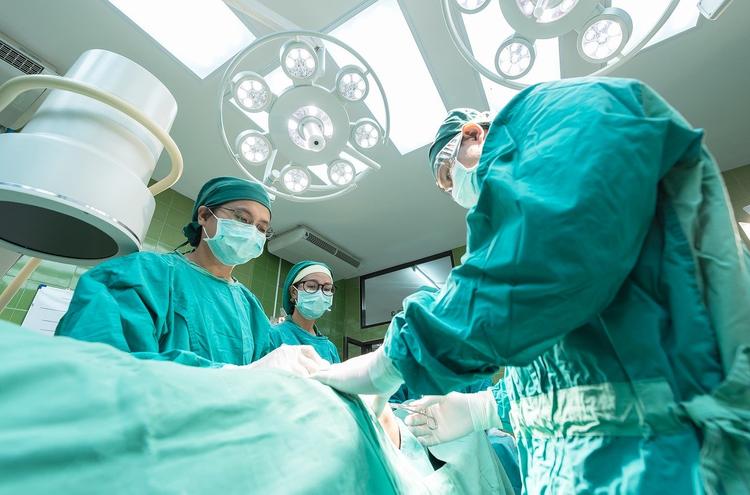 В Рязани хирург удалил опухоль весом в 30 килограммов 