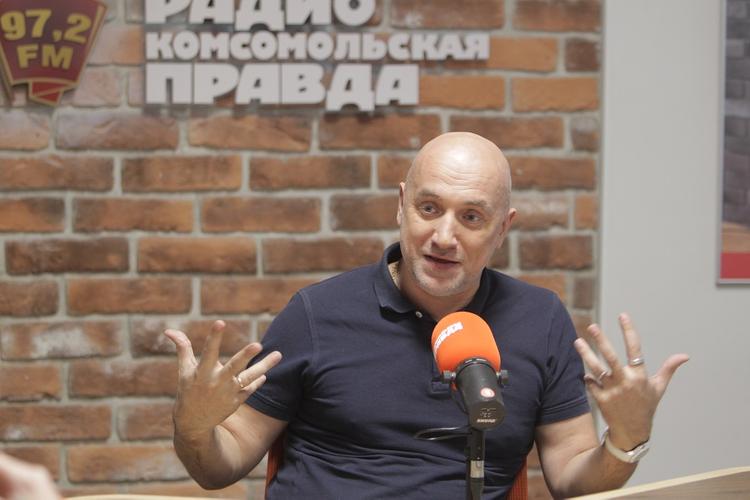 Прилепин раскритиковал творчество Шнурова: «Его песни забудут через пять лет»
